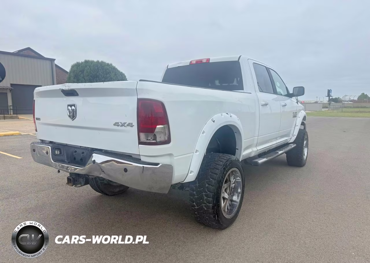 2017 Ram 2500 Slt VIN:3C6UR5DL8HG620599 - 4