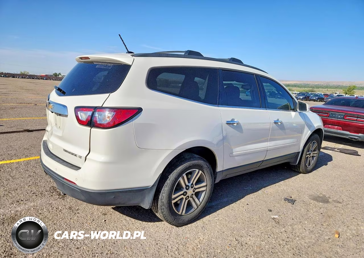 2015 Chevrolet Traverse Lt VIN:1GNKVGKD5FJ275862 - 3