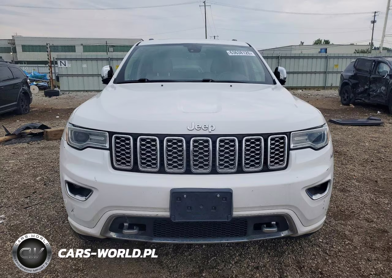 2018 Jeep Grand Cherokee Overland VIN:1C4RJECG8JC289168 - 5