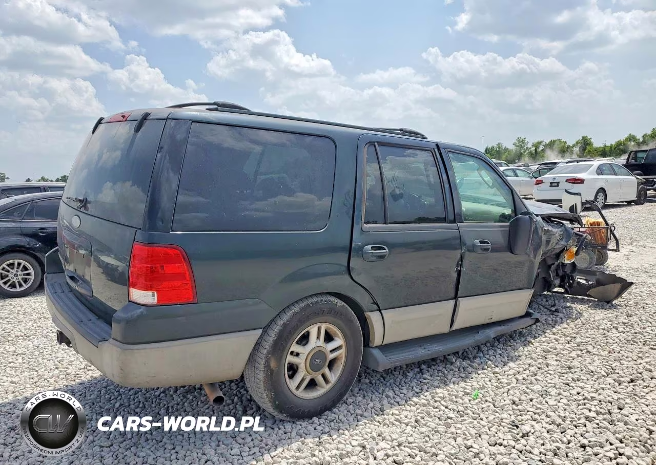 2003 Ford Expedition Xlt VIN:1FMPU15L23LB52422 - 3