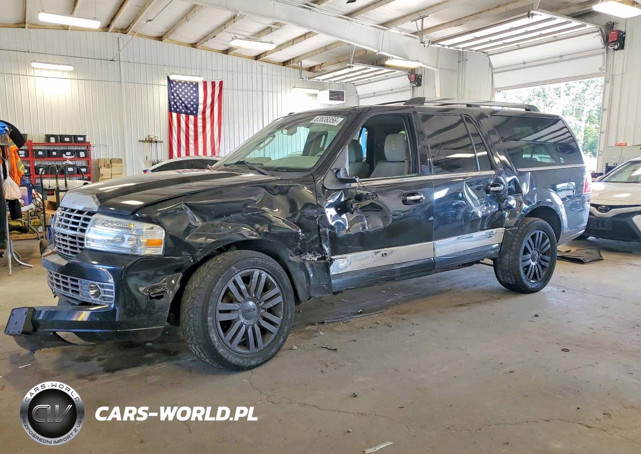 2011 Lincoln Navigator L – zdjęcie 1 z 13