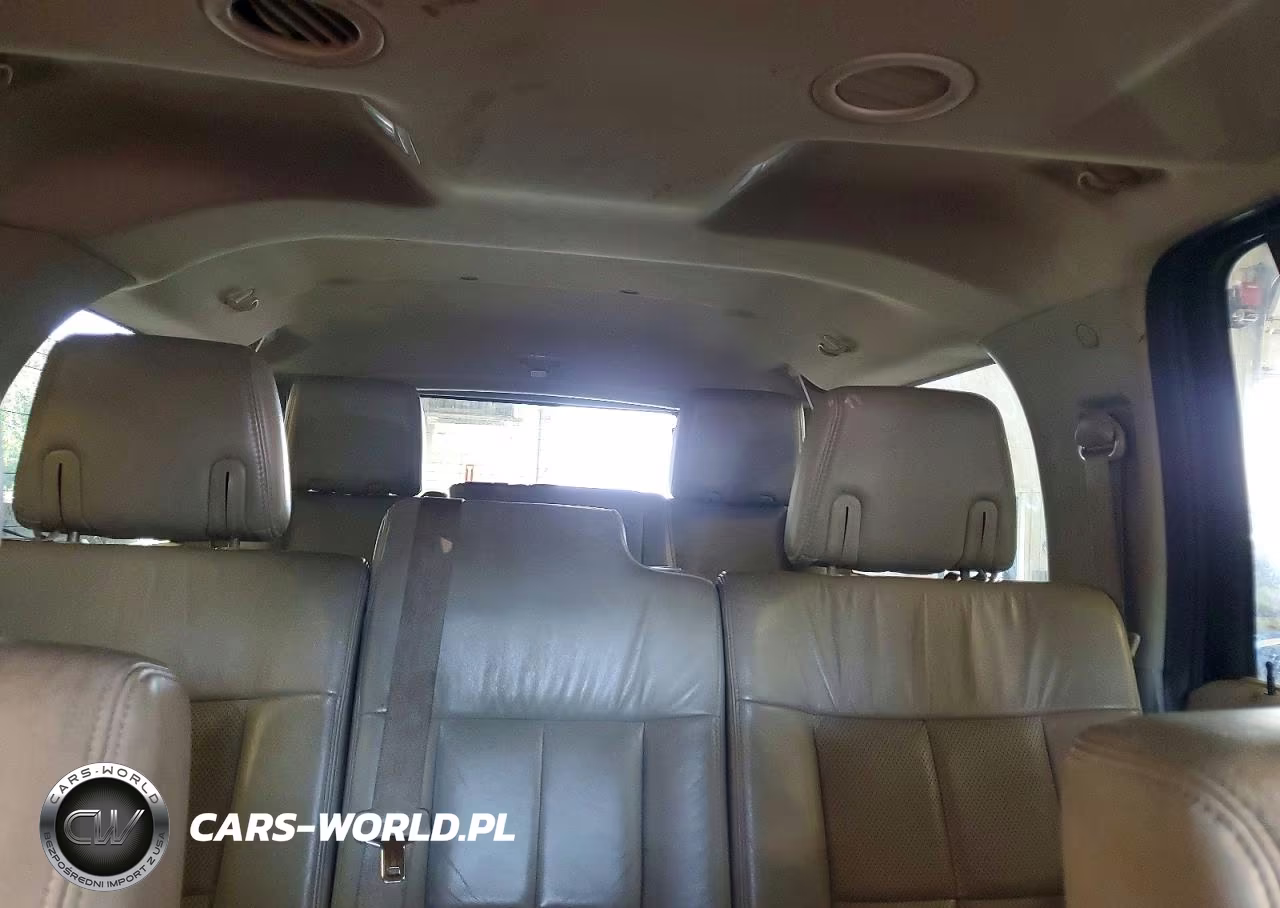2011 Lincoln Navigator L VIN:5LMJJ3J55BEJ00851 - 10