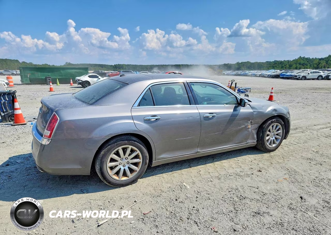 2011 Chrysler 300 Limited VIN:2C3CA5CG3BH563661 - 3