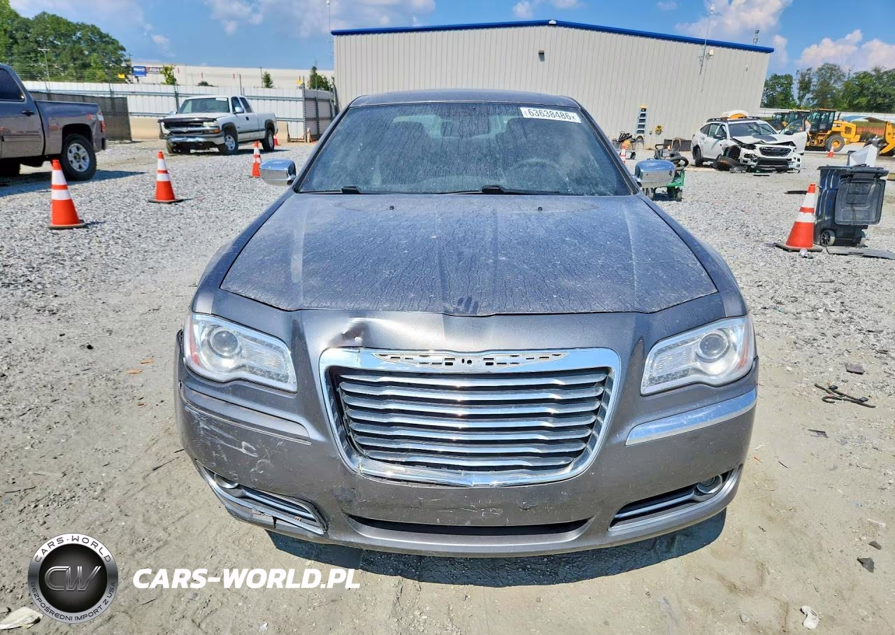 2011 Chrysler 300 Limited VIN:2C3CA5CG3BH563661 - 5