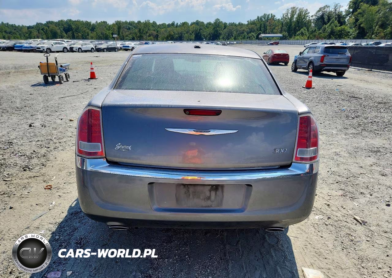 2011 Chrysler 300 Limited VIN:2C3CA5CG3BH563661 - 6