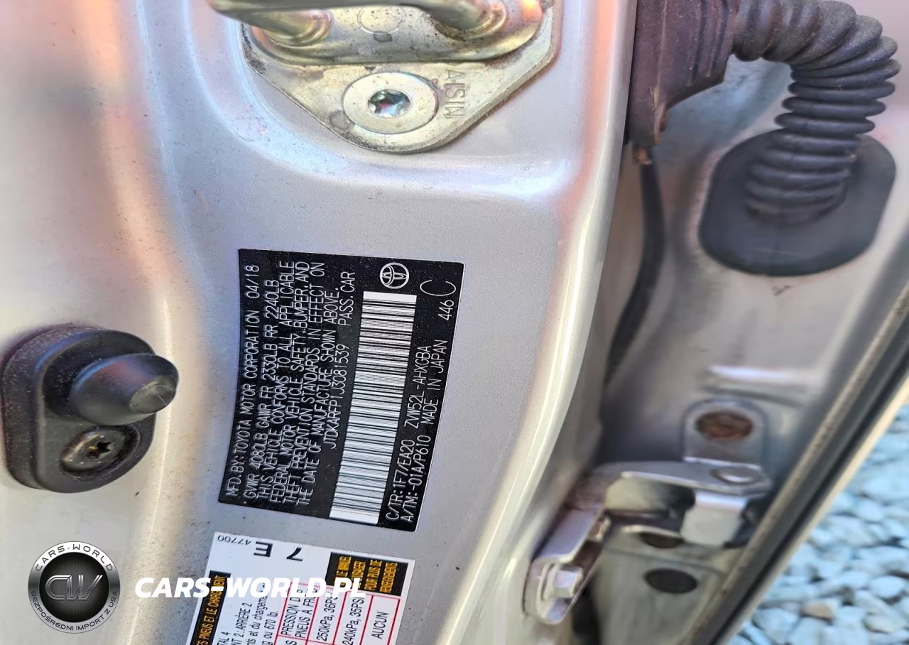2018 Toyota Prius Prime Premium VIN:JTDKARFP1J3081539 - 12
