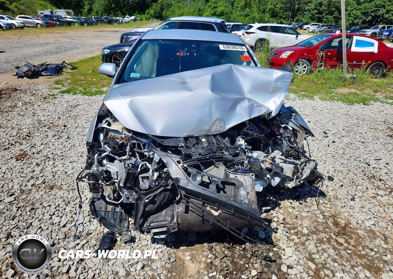 2018 Toyota Prius Prime Premium VIN:JTDKARFP1J3081539 - 5