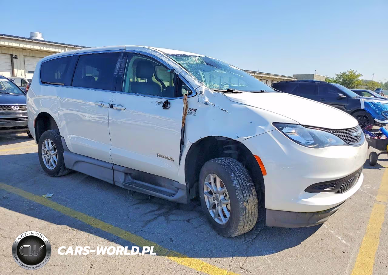 2023 Chrysler Voyager Lx VIN:2C4RC1CG3PR558390 - 4