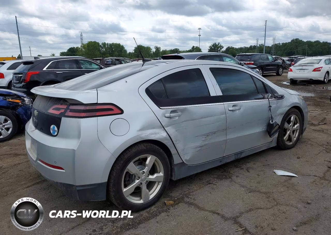 2011 Chevrolet Volt VIN:1G1RD6E49BU100693 - 3