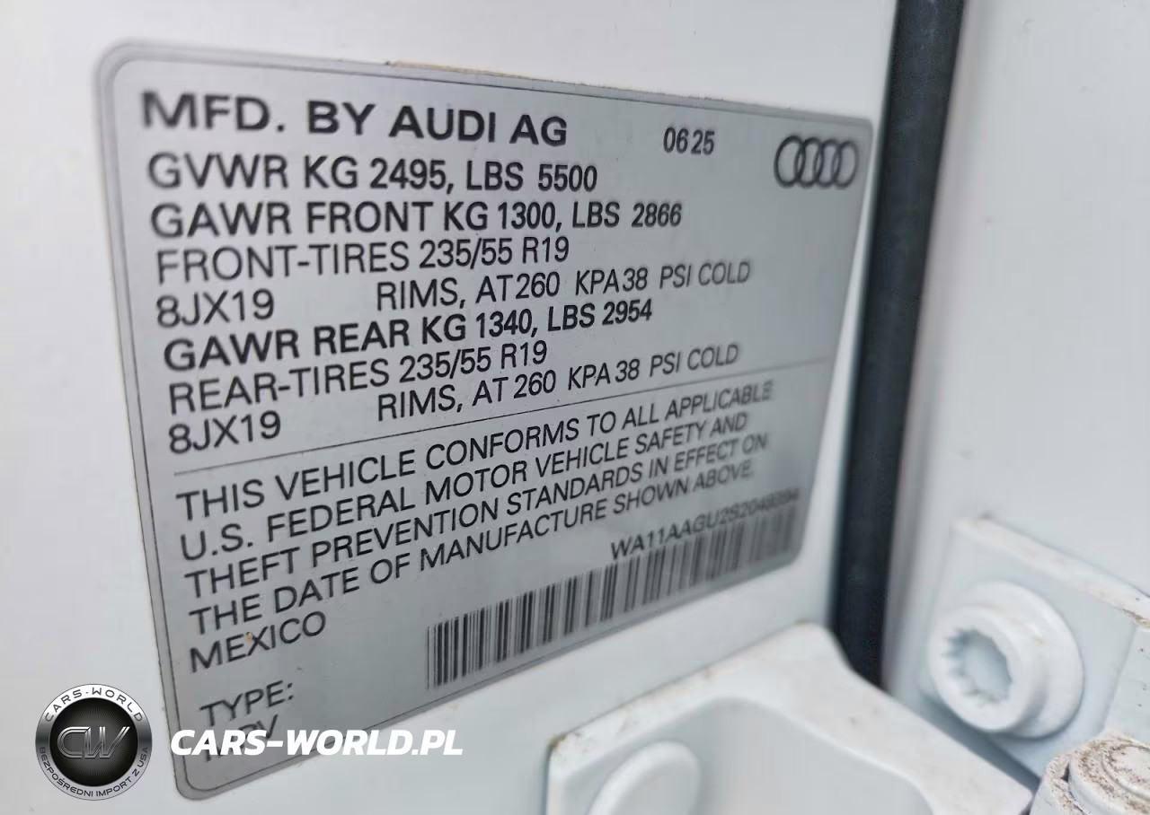 2025 Audi Q5 Premium VIN:WA11AAGU2S2049394 - 12