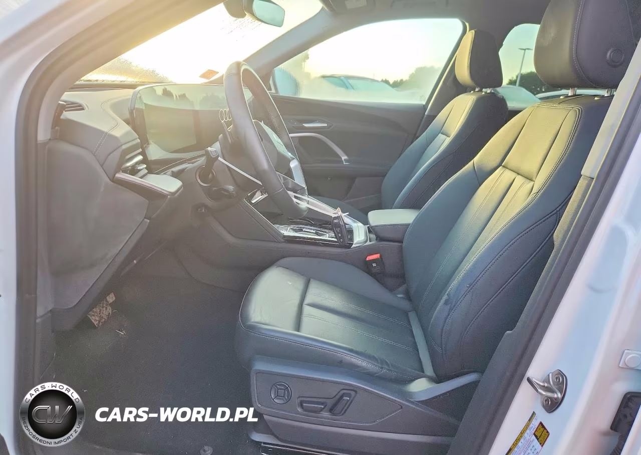 2025 Audi Q5 Premium VIN:WA11AAGU2S2049394 - 7