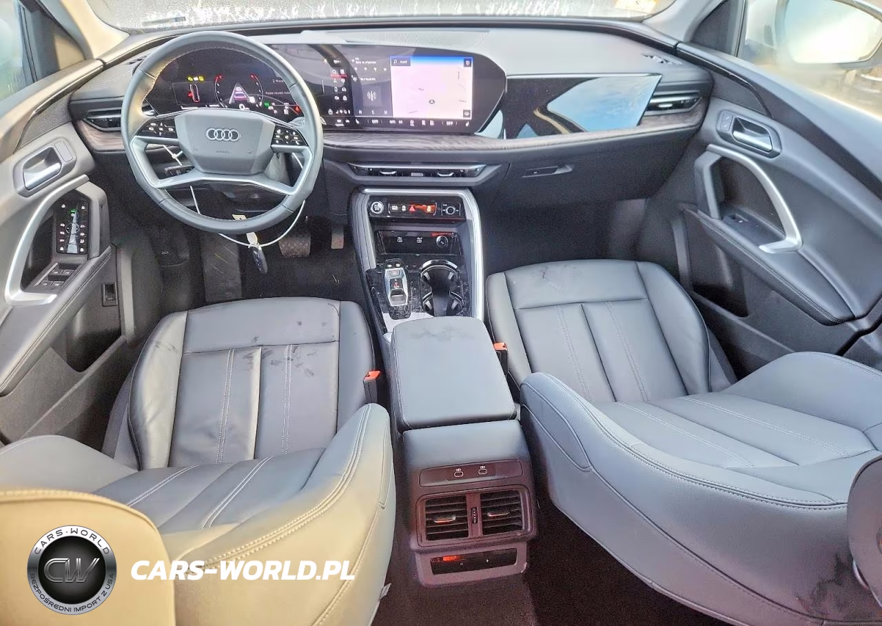 2025 Audi Q5 Premium VIN:WA11AAGU2S2049394 - 8