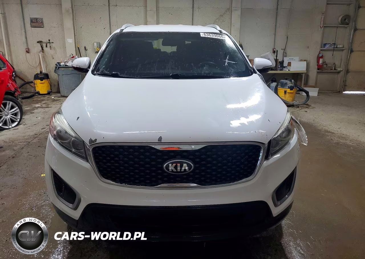 2017 Kia Sorento Lx V6 VIN:5XYPGDA55HG240551 - 5