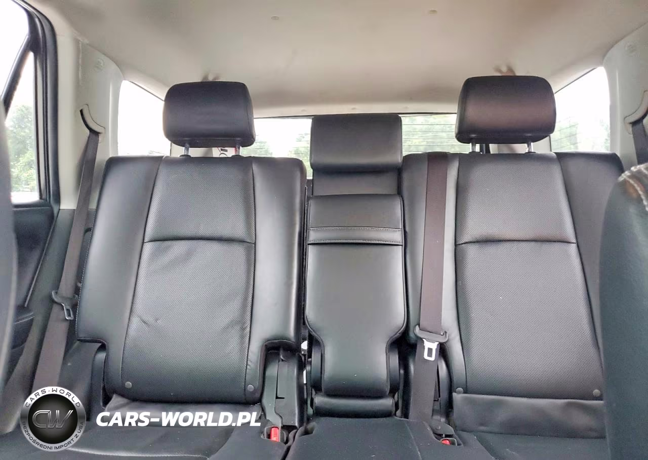 2019 Toyota 4Runner Limited Nightshade VIN:JTEZU5JR5K5195892 - 10