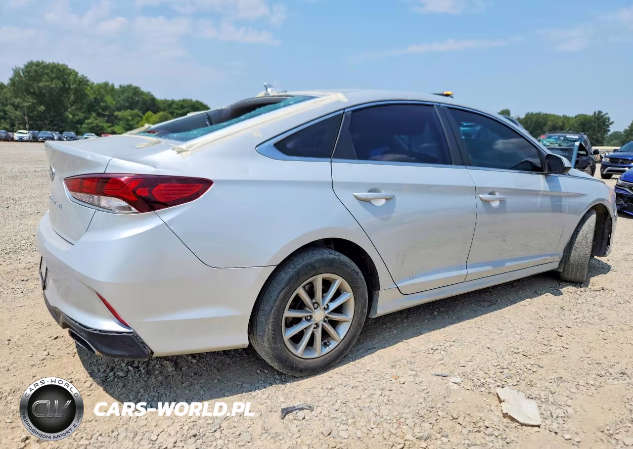 2019 Hyundai Sonata Se VIN:5NPE24AF3KH819424 - 3