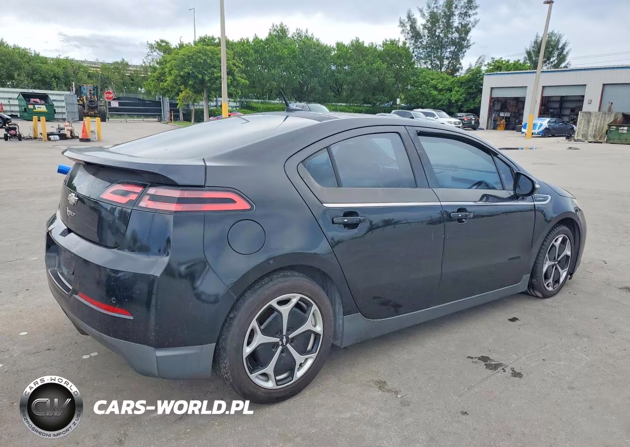 2014 Chevrolet Volt VIN:1G1RH6E48EU151806 - 3