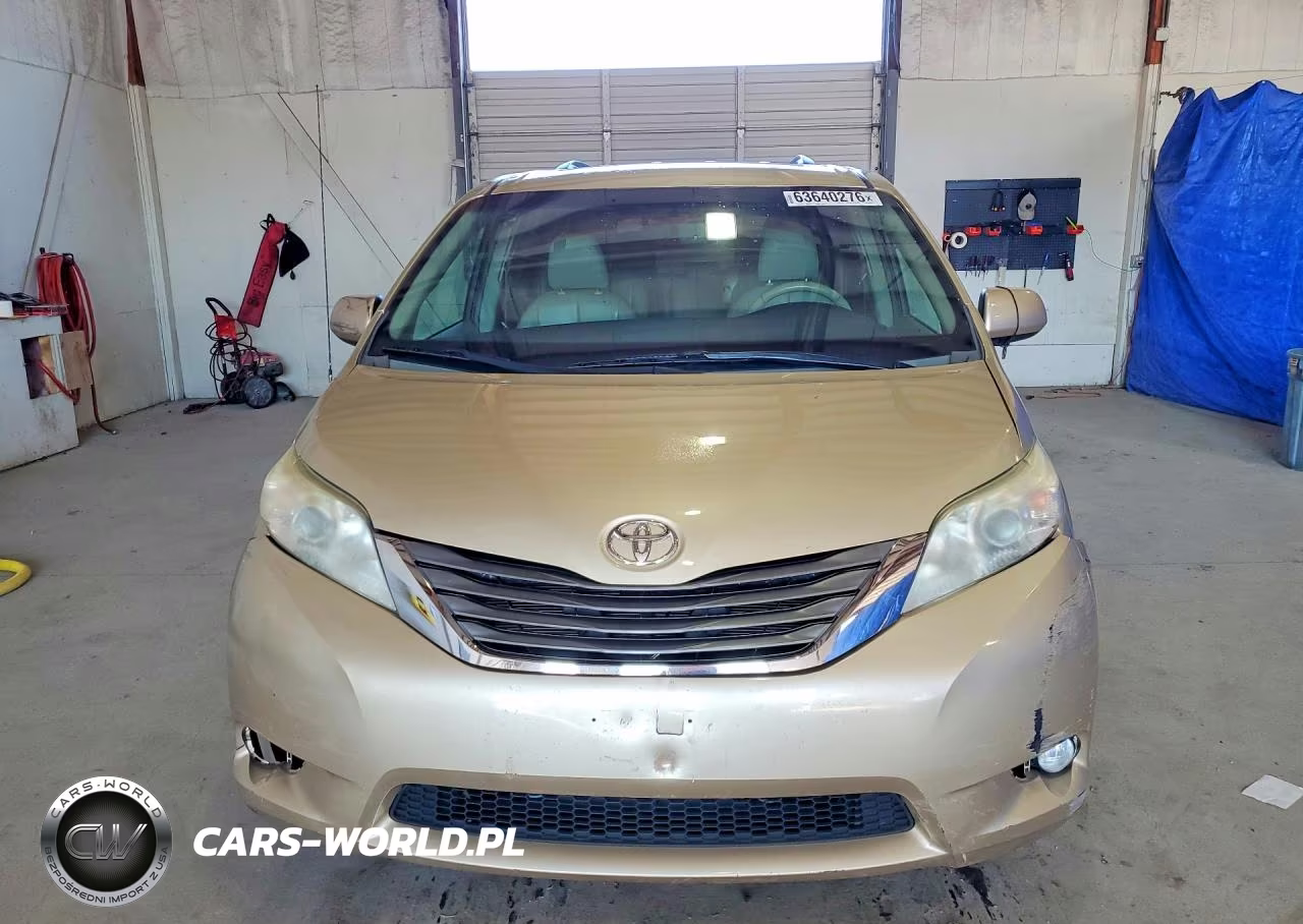 2013 Toyota Sienna Xle 8-Passenger VIN:5TDYK3DC6DS404703 - 5