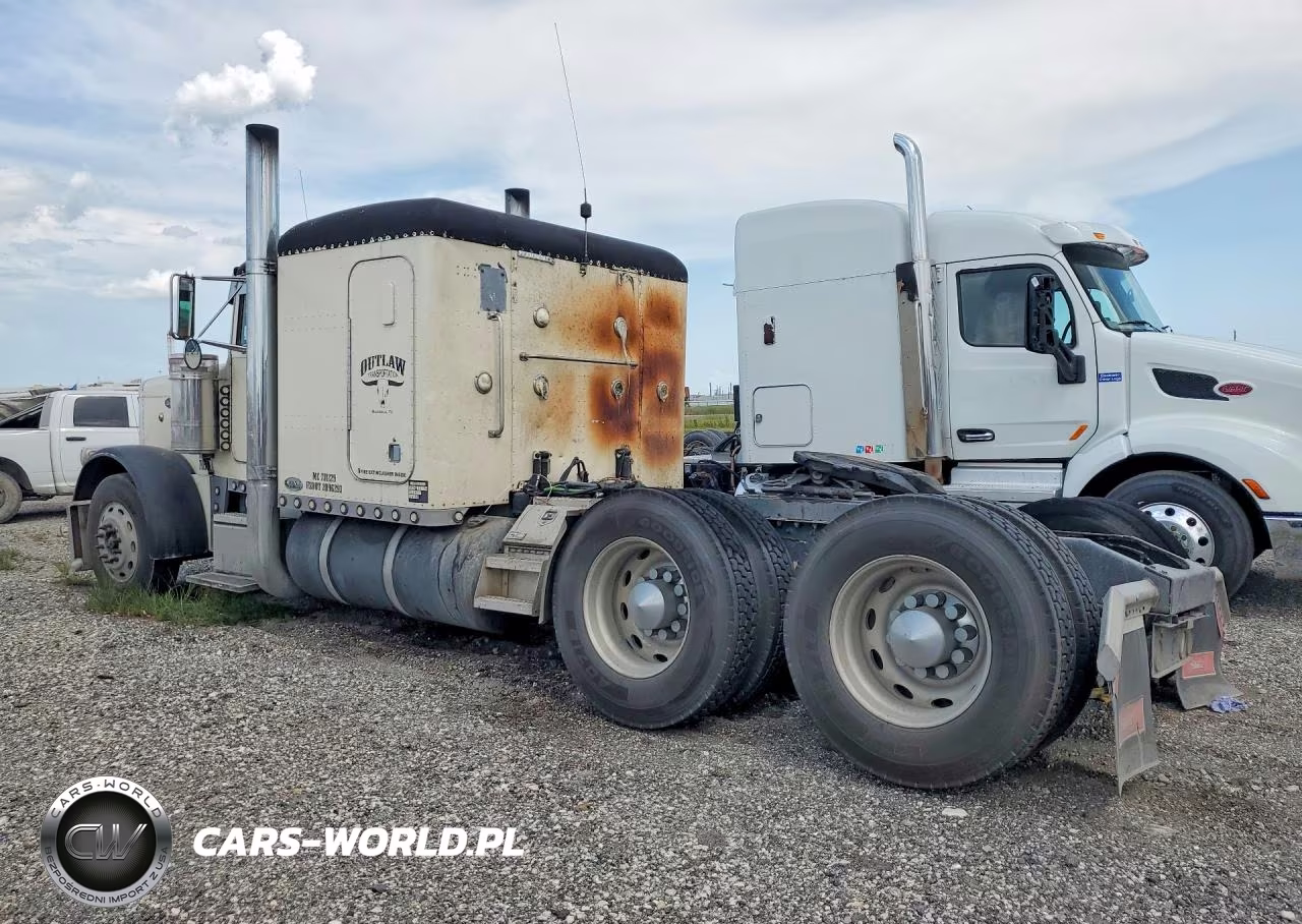 2001 Peterbilt 379 Semi Truck VIN:1XP5DU9X11D546705 - 2