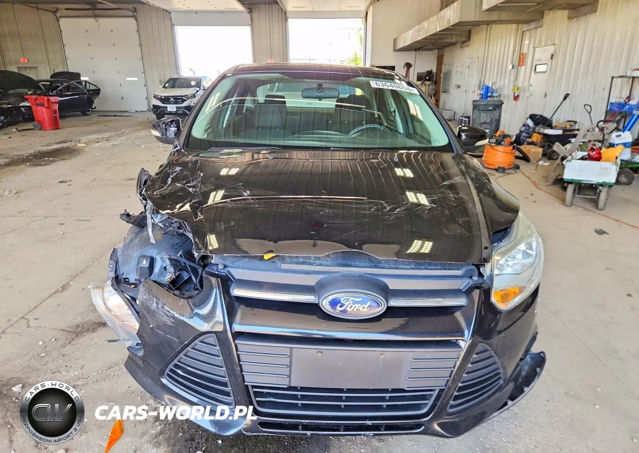 2014 Ford Focus Se VIN:1FADP3F2XEL160227 - 5