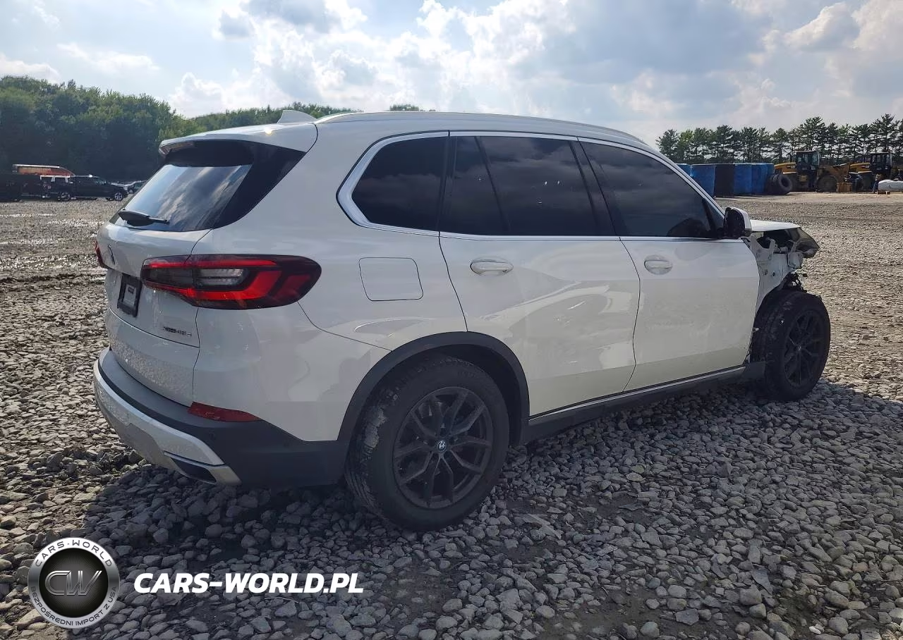 2022 BMW X5 xDrive45E VIN:5UXTA6C01N9H53016 - 3