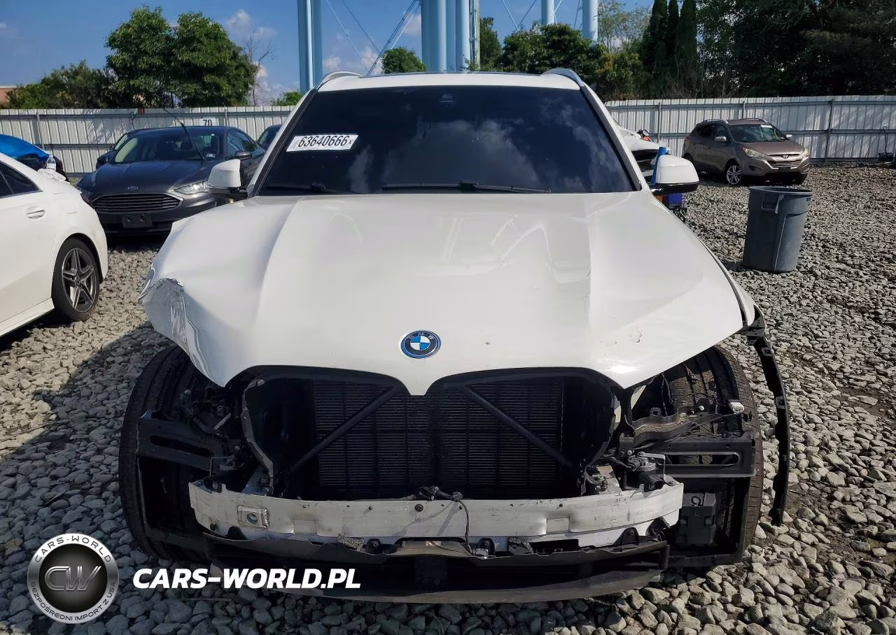 2022 BMW X5 xDrive45E VIN:5UXTA6C01N9H53016 - 5