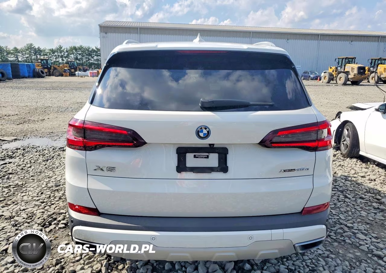 2022 BMW X5 xDrive45E VIN:5UXTA6C01N9H53016 - 6