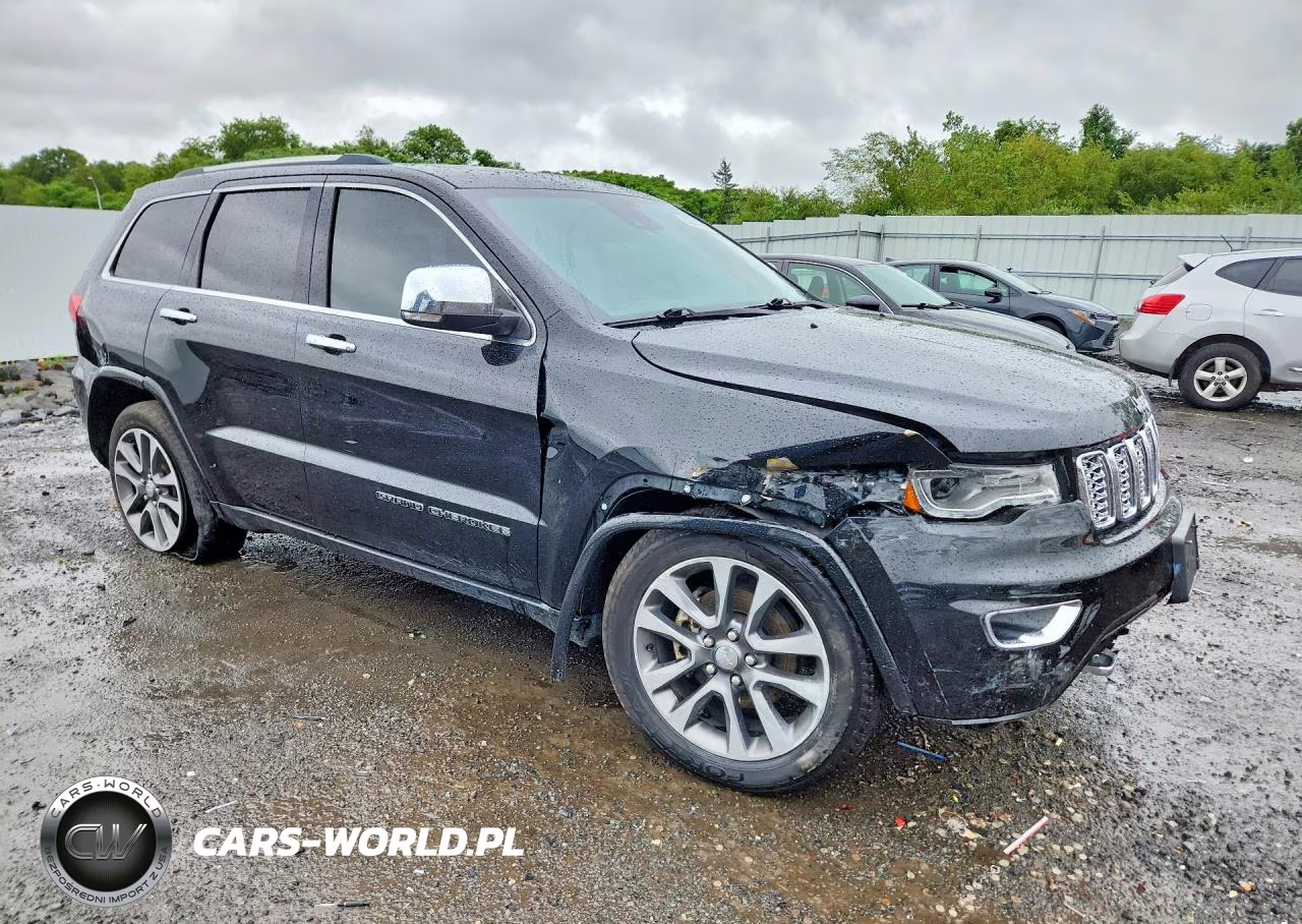 2017 Jeep Grand Cherokee Overland VIN:1C4RJFCG3HC684889 - 4