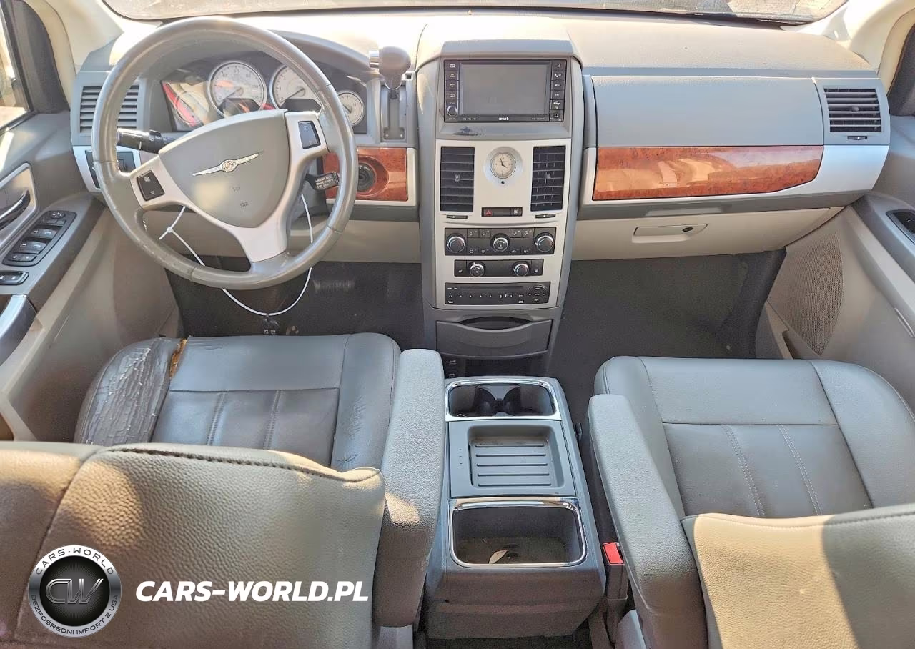 2008 Chrysler Town & Country Touring VIN:2A8HR54P88R760037 - 8