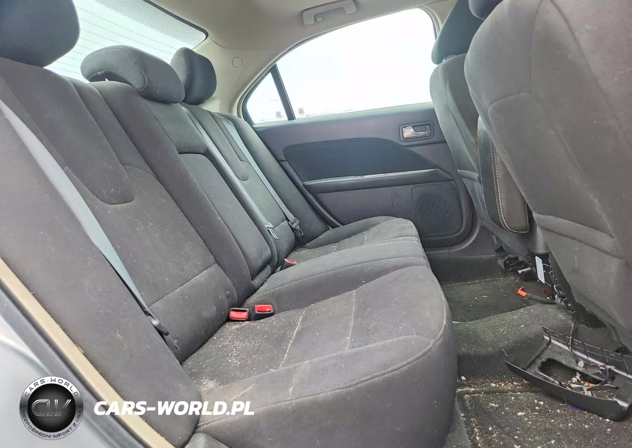 2011 Ford Fusion Hybrid VIN:3FADP0L33BR102260 - 10