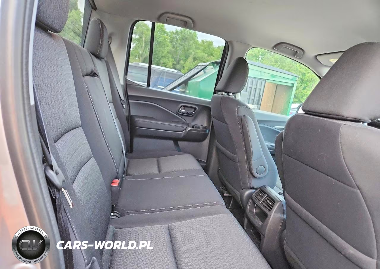 2019 Honda Ridgeline Sport VIN:5FPYK3F14KB014221 - 10