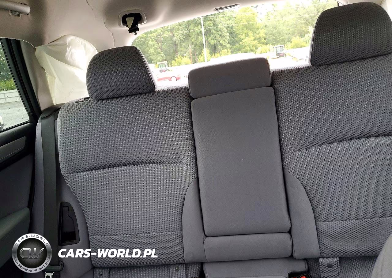 2019 Subaru Outback 2.5I Premium VIN:4S4BSAFC5K3323922 - 10