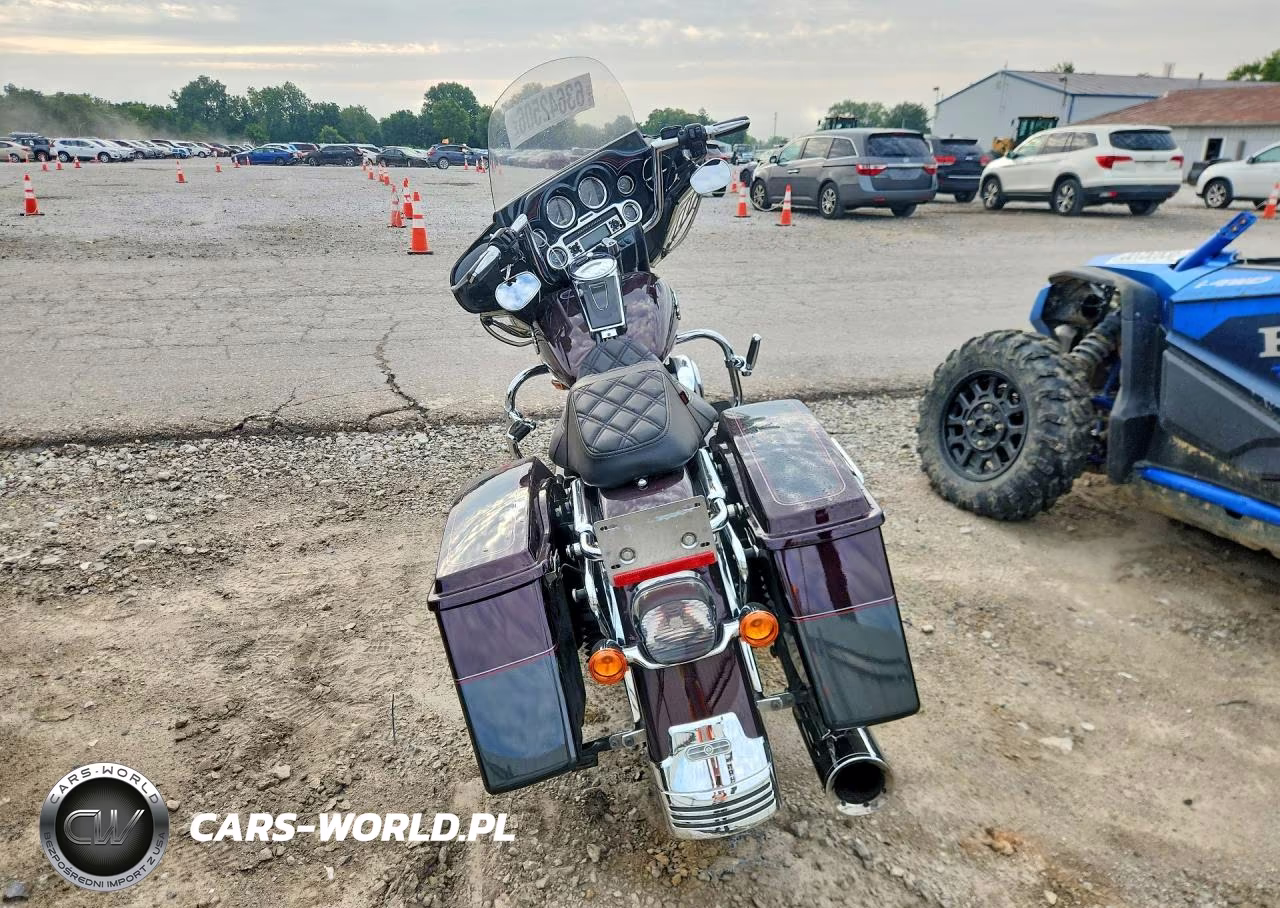 2006 Harley-Davidson Flhtcui VIN:1HD1FCW156Y710279 - 4