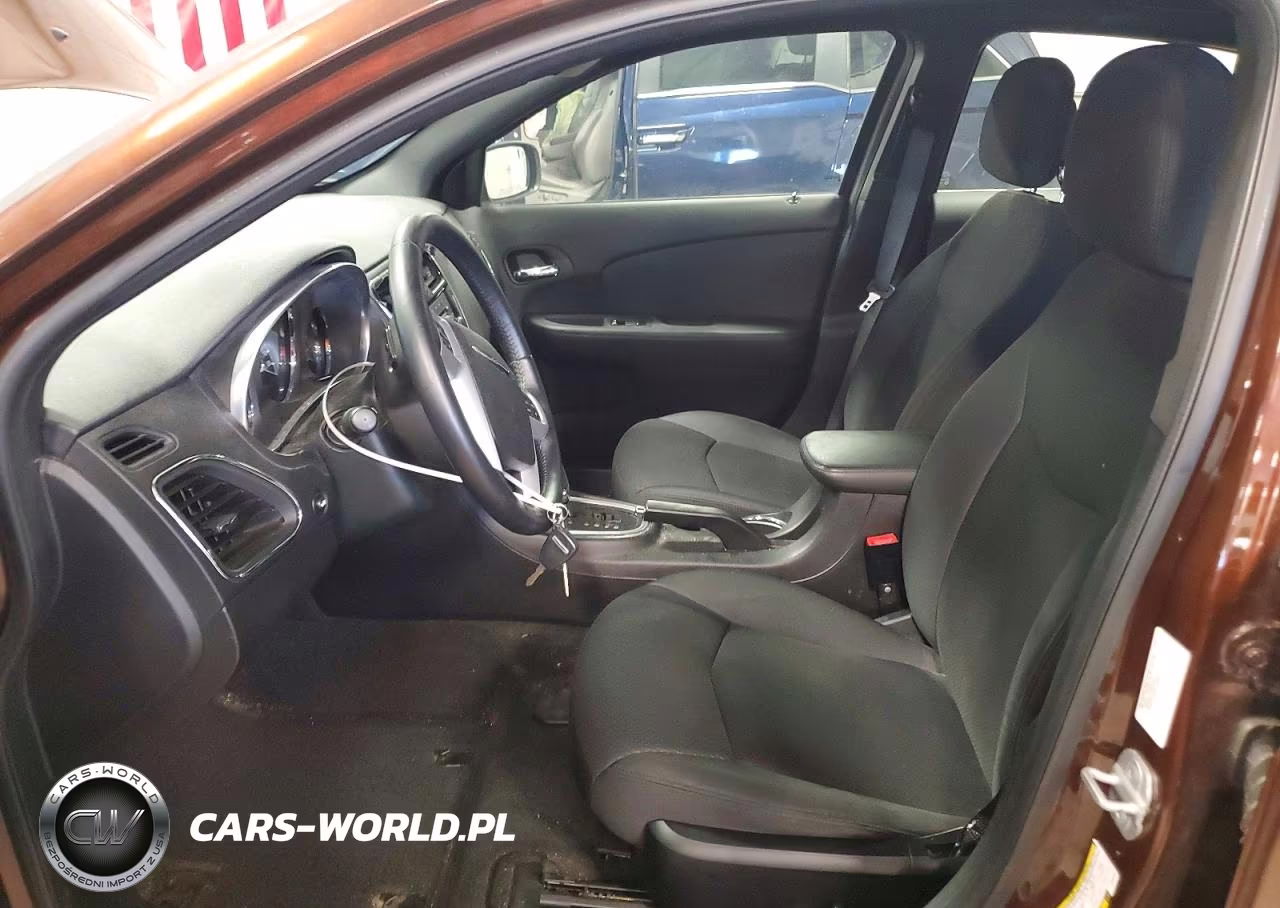2012 Chrysler 200 Touring VIN:1C3CCBBB9CN236723 - 7