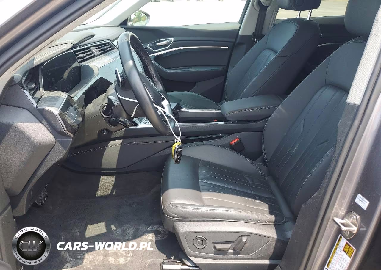 2021 Audi E-Tron Premium VIN:WA1AAAGE8MB020428 - 7