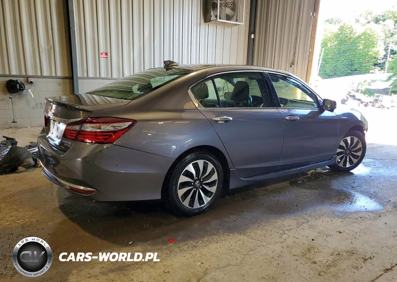 2017 Honda Accord Touring Hybrid VIN:JHMCR6F75HC005472 - 3