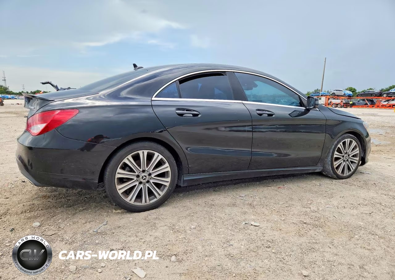 2018 Mercedes-Benz Cla 250 4Matic VIN:WDDSJ4GB7JN563240 - 3