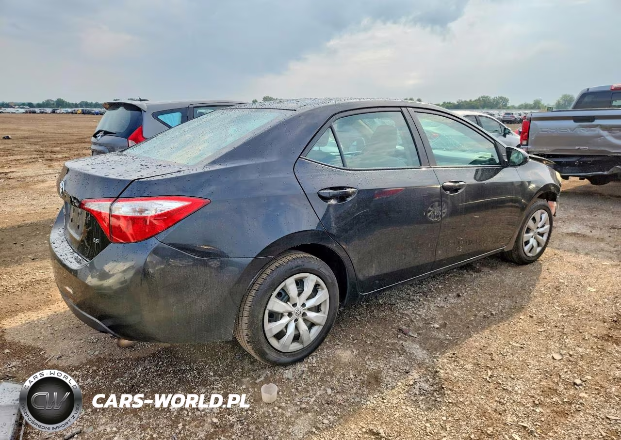 2016 Toyota Corolla Le VIN:2T1BURHE1GC523934 - 3
