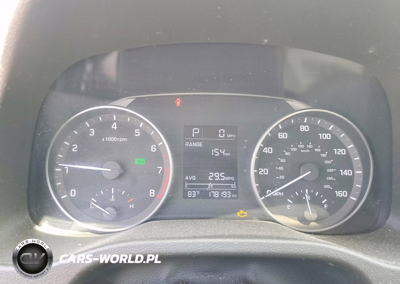 2017 Hyundai Elantra Se VIN:5NPD84LF5HH179944 - 9