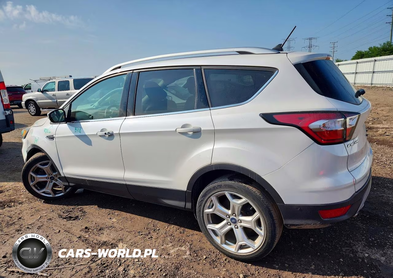 2018 Ford Escape Titanium VIN:1FMCU0J94JUA61467 - 2