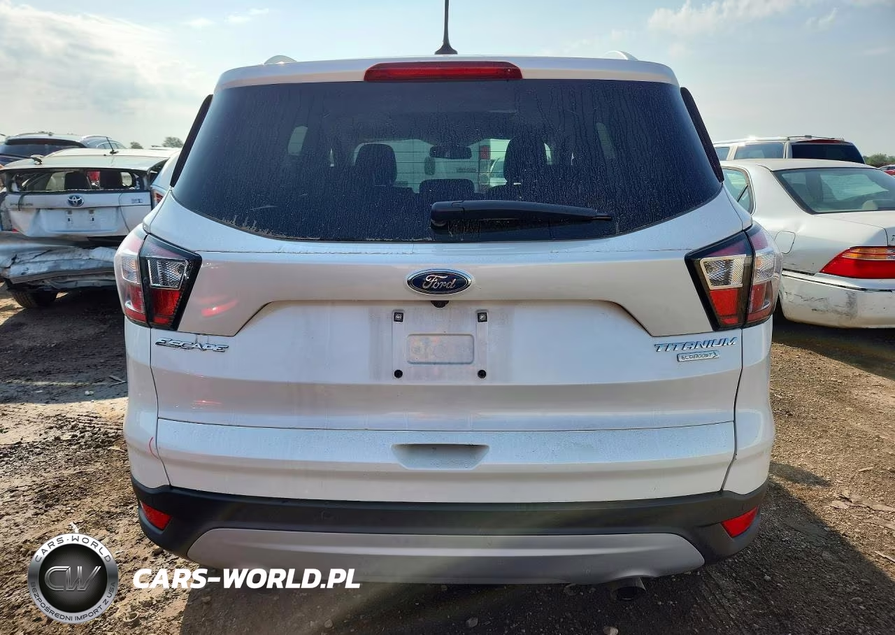 2018 Ford Escape Titanium VIN:1FMCU0J94JUA61467 - 6