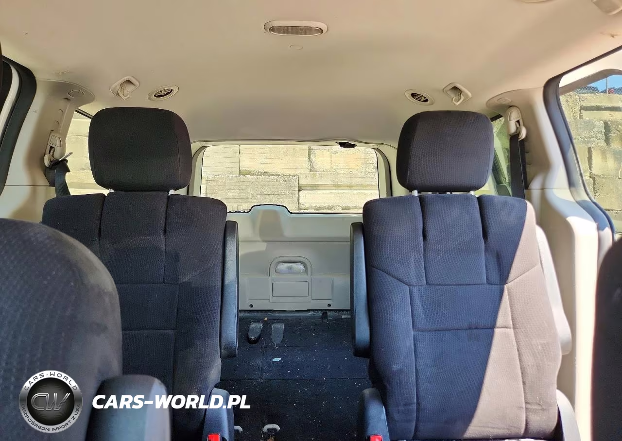 2011 Dodge Grand Caravan Express VIN:2D4RN4DG5BR654561 - 10