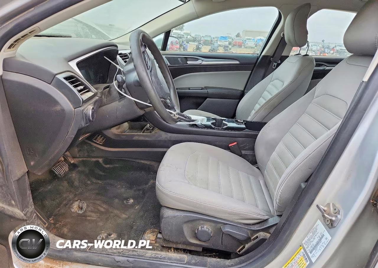 2014 Ford Fusion S VIN:3FA6P0G74ER270001 - 8