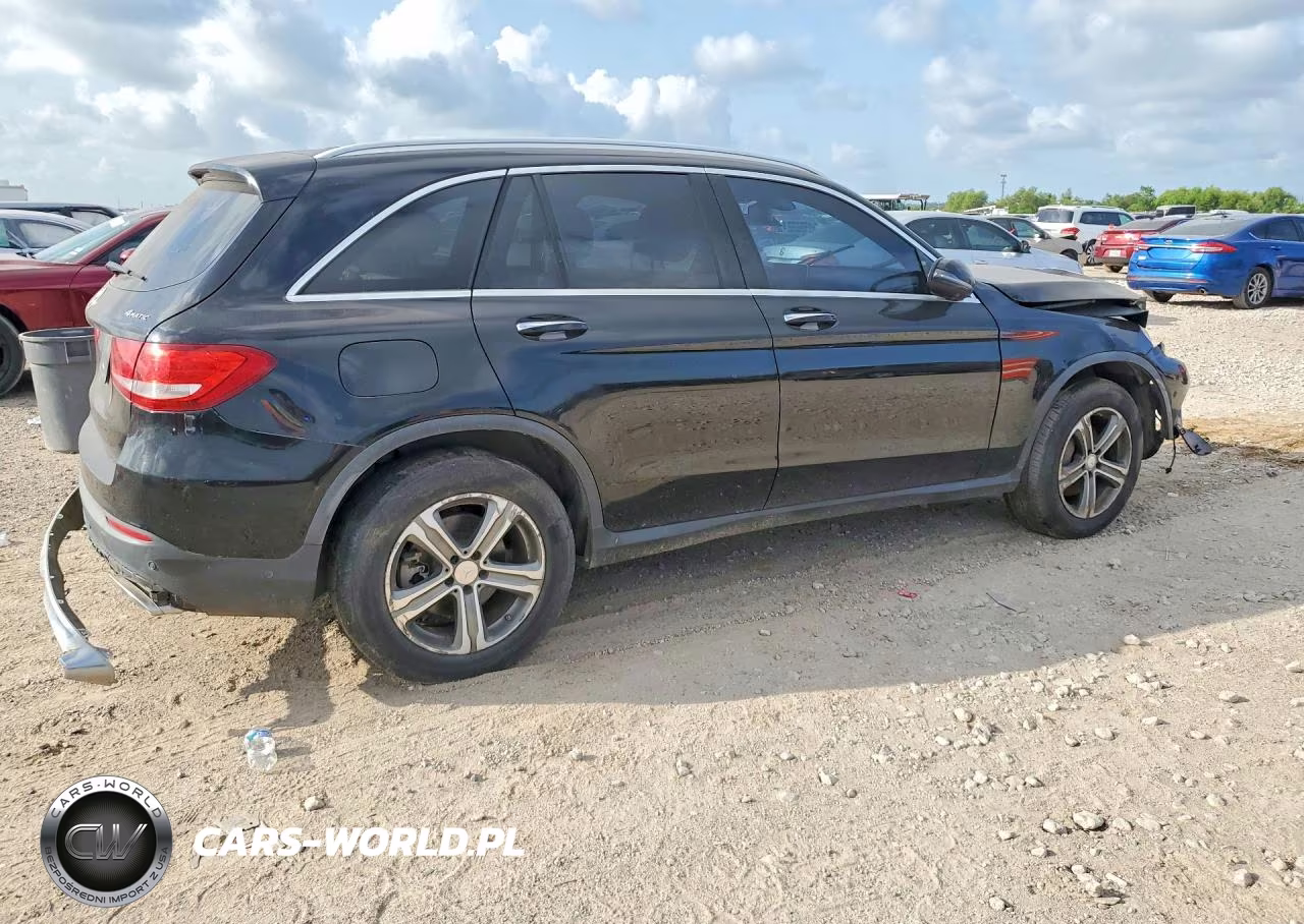 2017 Mercedes-Benz Glc 300 4Matic VIN:WDC0G4KB5HF169936 - 3