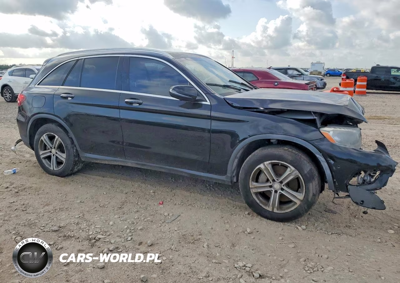 2017 Mercedes-Benz Glc 300 4Matic VIN:WDC0G4KB5HF169936 - 4