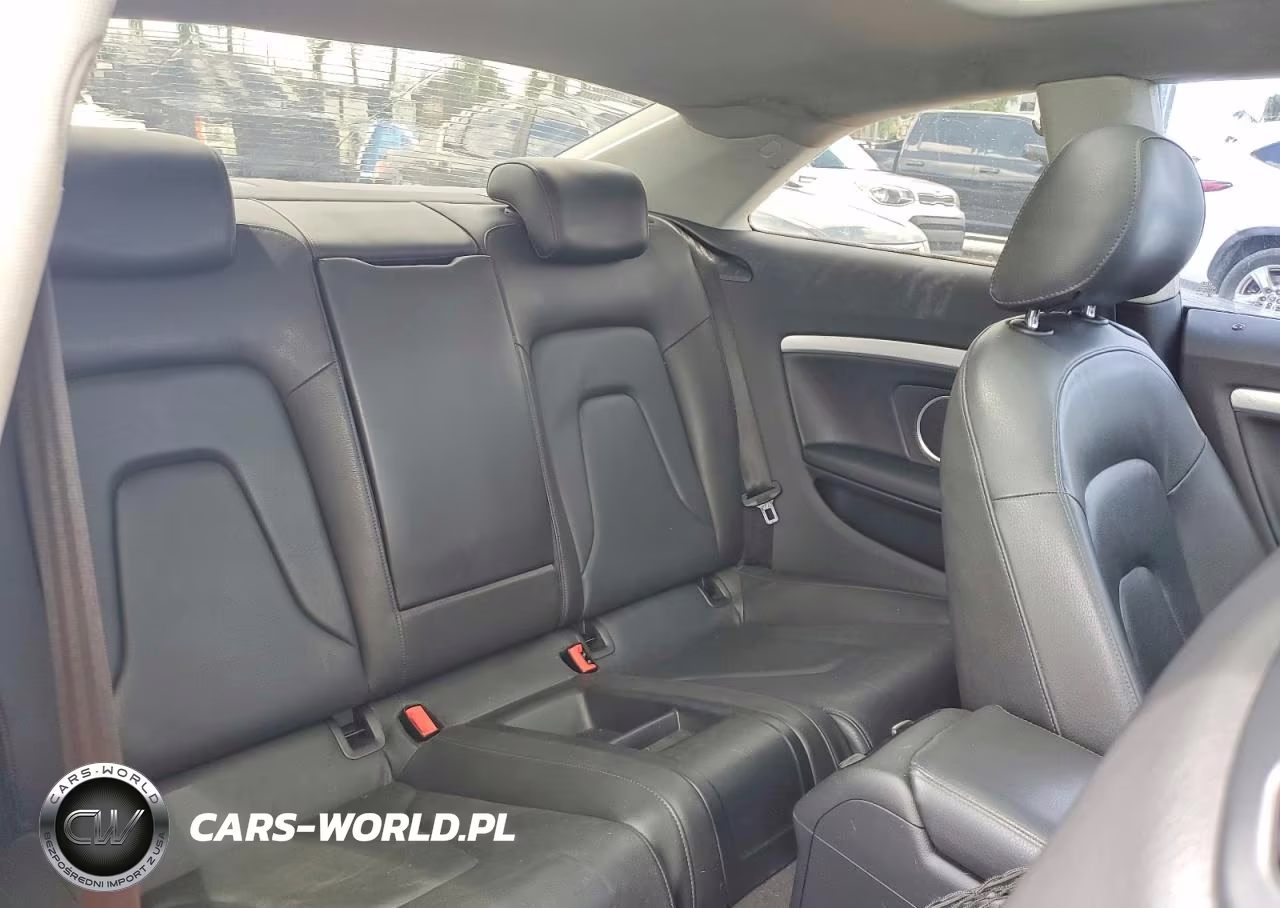 2010 Audi A5 VIN:WAUVFAFR7AA006757 - 10