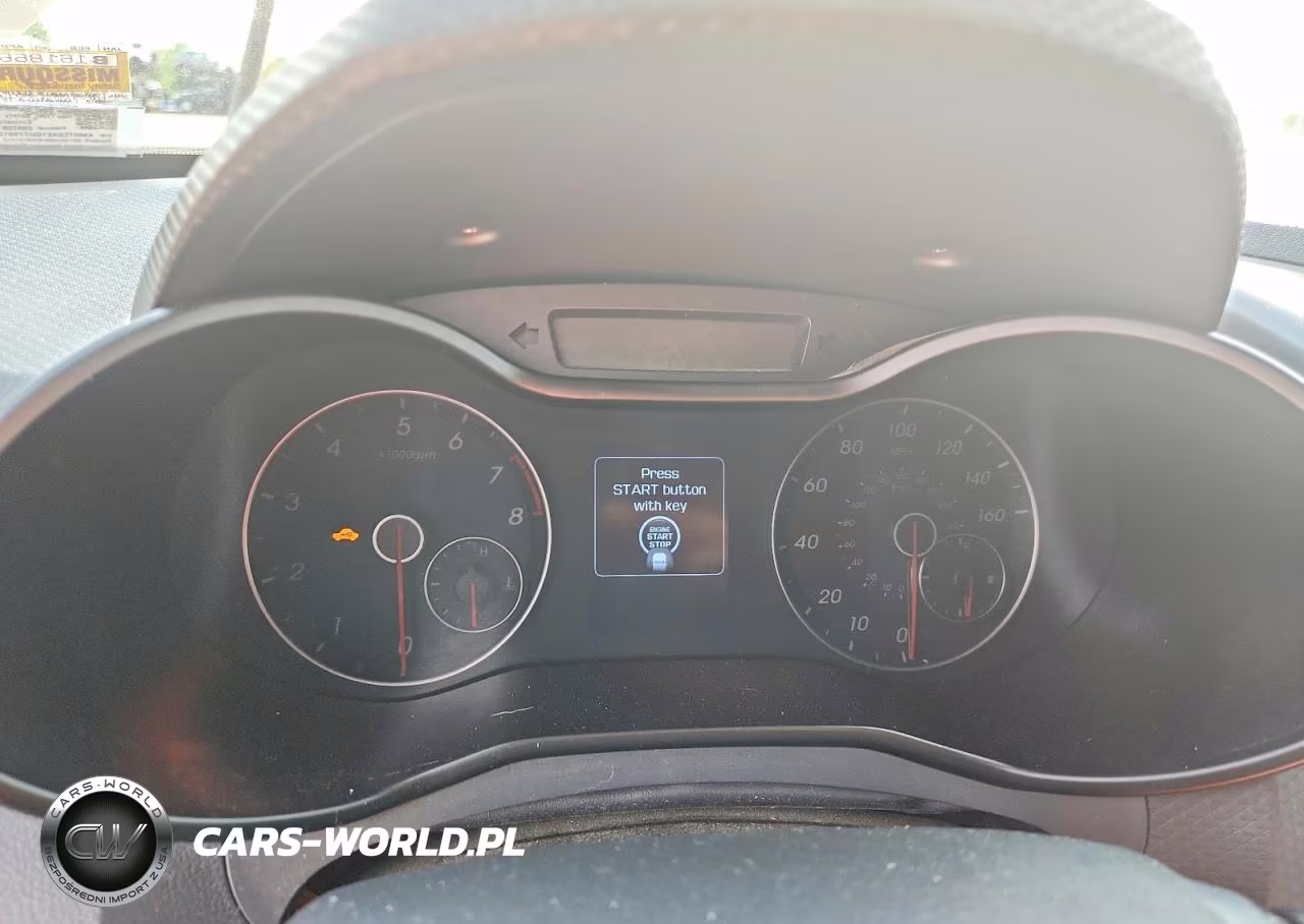 2016 Hyundai Veloster Turbo VIN:KMHTC6AE7GU275512 - 9