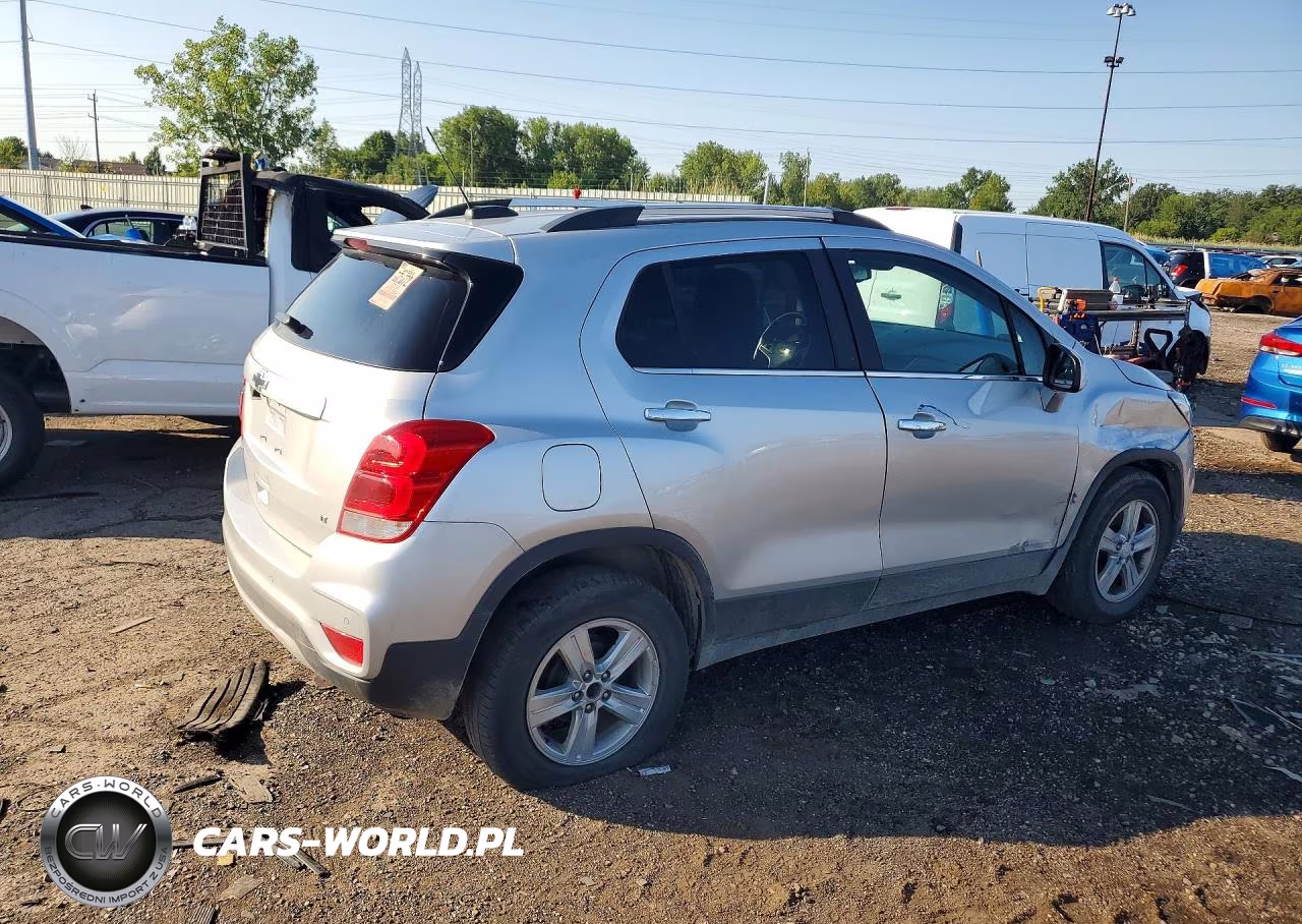 2019 Chevrolet Trax 1Lt VIN:3GNCJLSB7KL400984 - 3