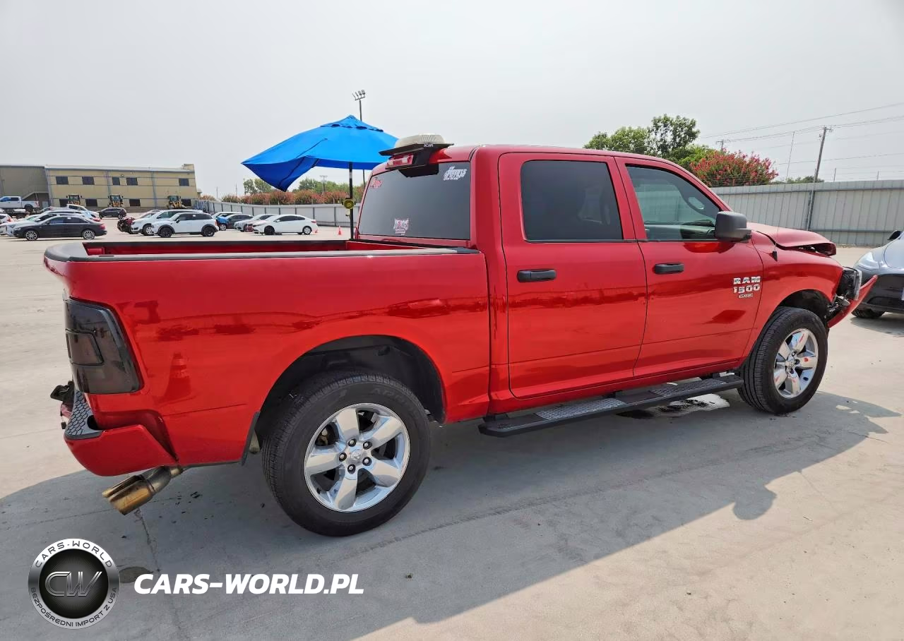 2022 Ram 1500 Classic Tradesman VIN:3C6RR7KG7NG206264 - 3