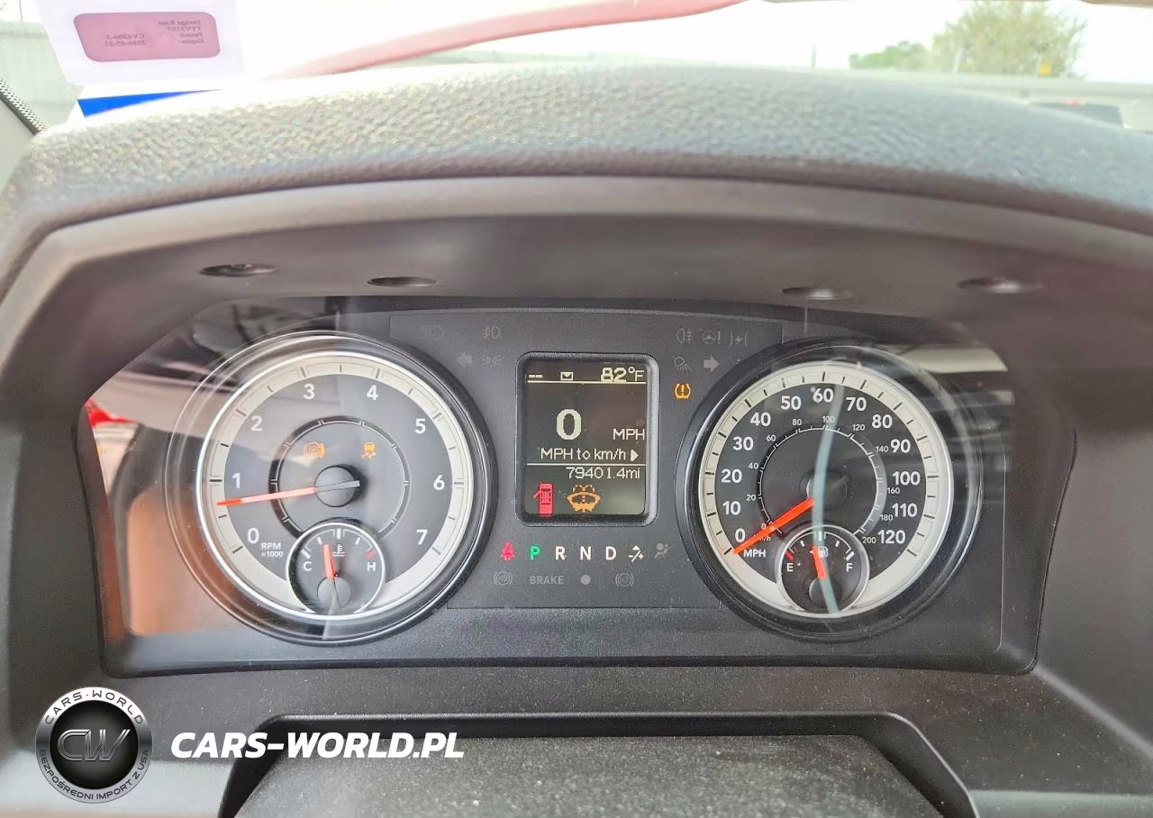 2022 Ram 1500 Classic Tradesman VIN:3C6RR7KG7NG206264 - 9