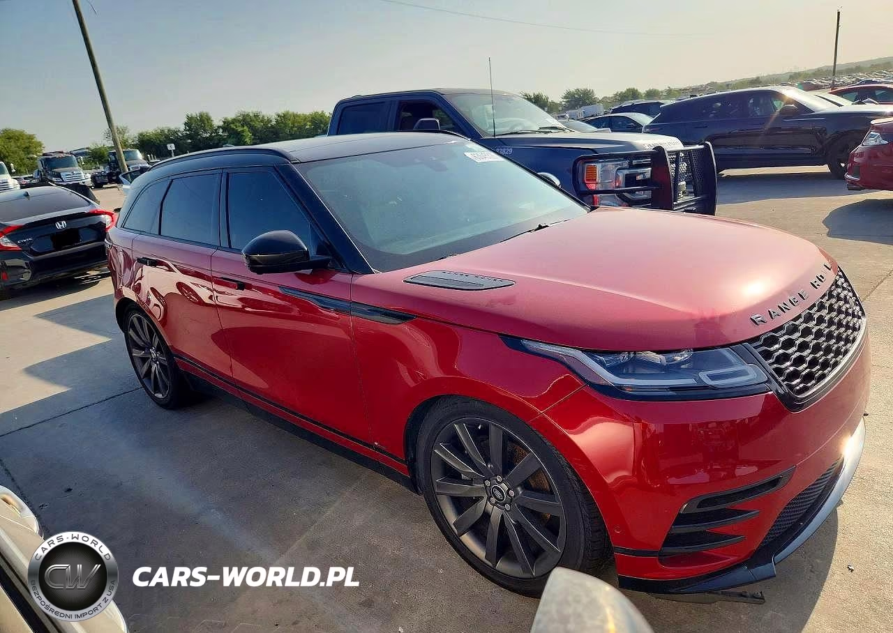 2018 Land Rover Range Rover Velar R-Dynamic Hse VIN:SALYM2RV6JA700241 - 4